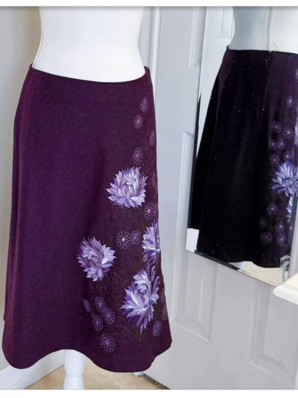 Willi Smith wool-blend embroidered floral and dandelion A-line skirt size 6